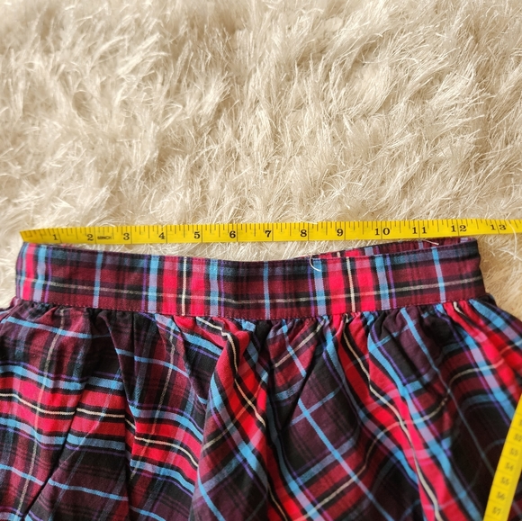 H&M DIVIDED Plaid Skirt, Size 4 - Picture 4 of 10